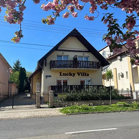 Lucky Aparthotel Hévíz